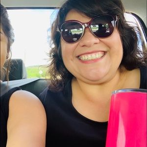Meet your Posher, Teresa